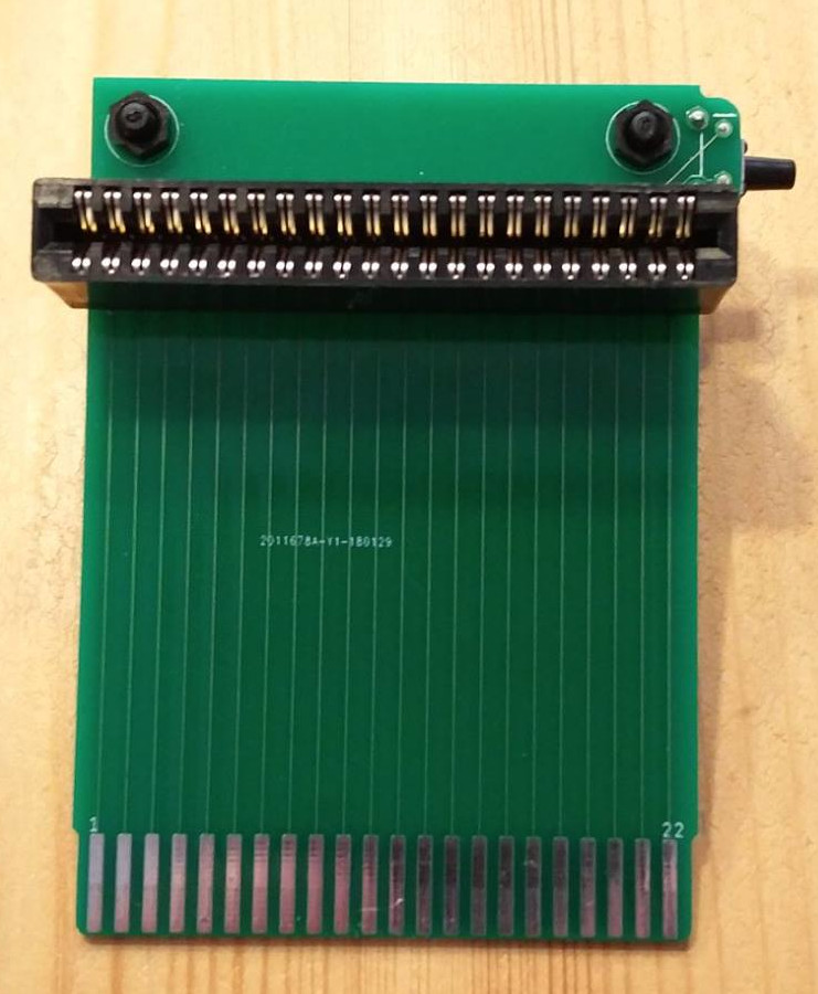 C64 Cartridge Horizontal Adapter